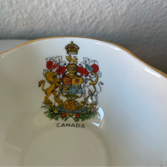 Society Bone China Canada Crest Maple Leaf Creamer Sugar Bowl - Picture 4 of 10